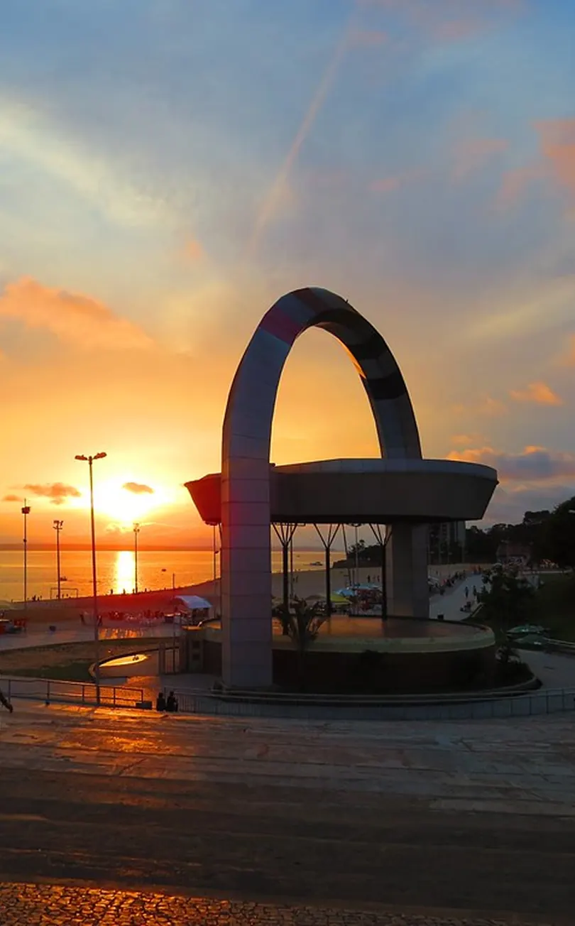 Anfiteatro de Ponta Negra ao pôr do sol